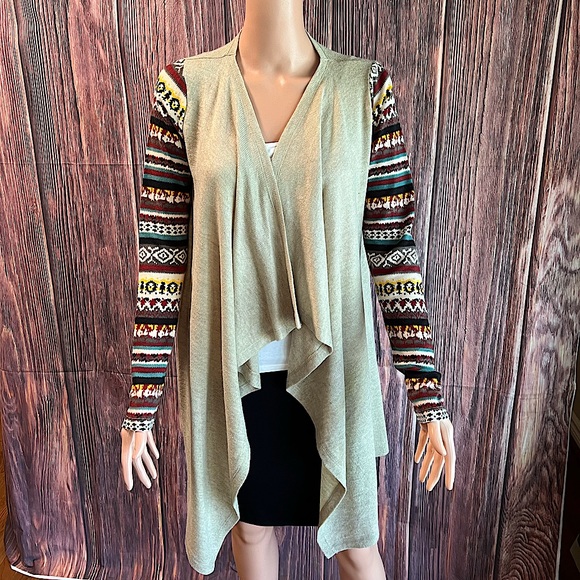 Flying Tomato size small NWT aztec long sleeve cardigan boho cream red - Picture 1 of 16